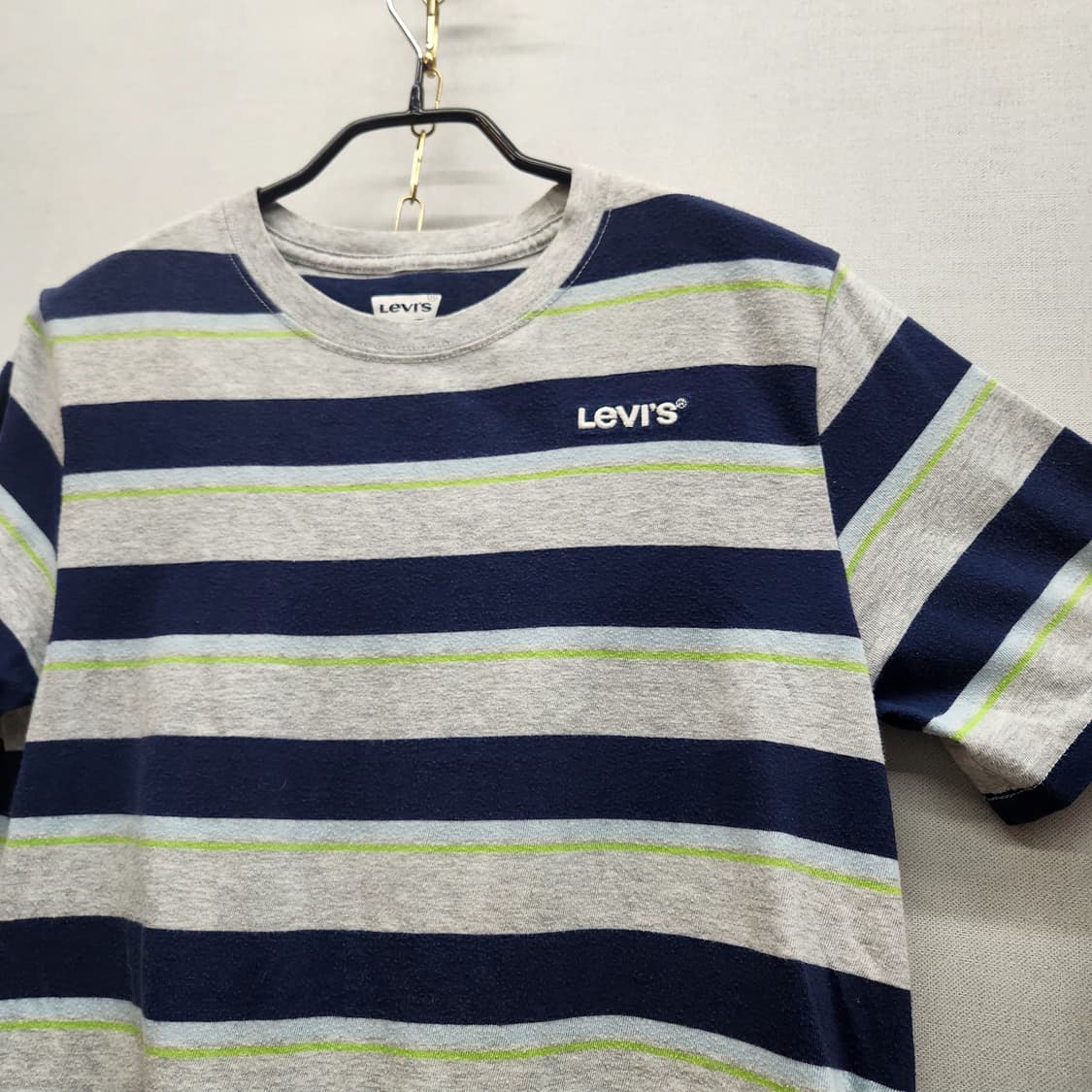 리바이스 스트라이프 로고 반팔티 S 상품이미지3