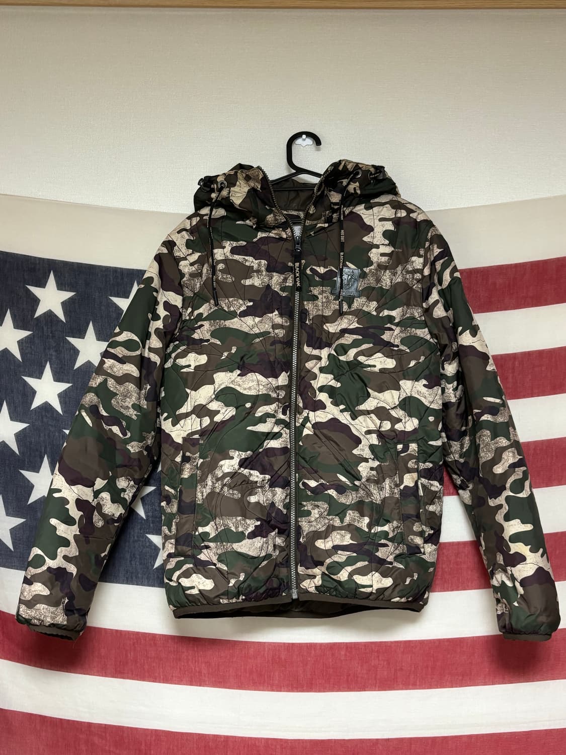 블랙야크 CAMO 경량 패딩 상품이미지1
