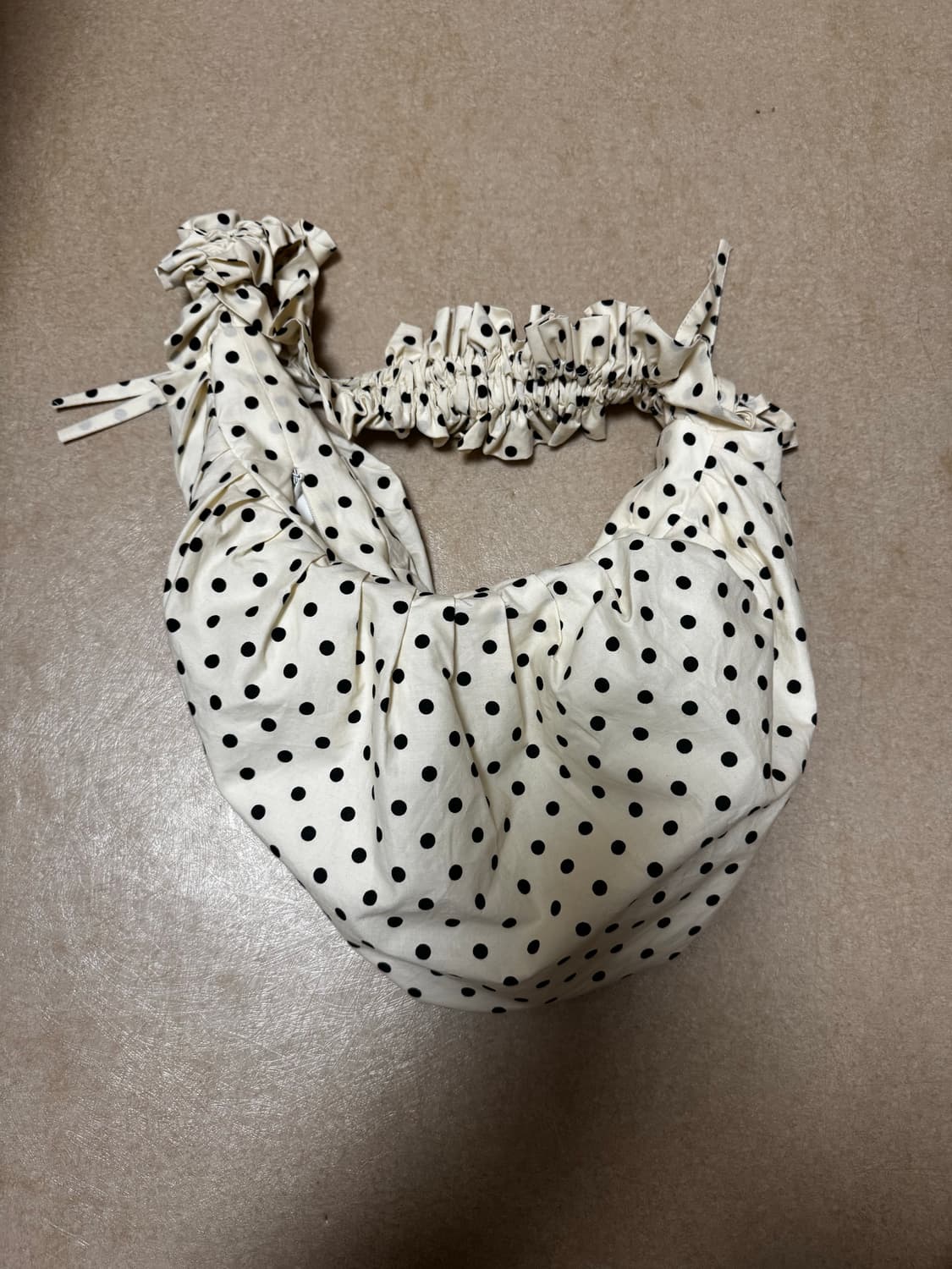 땡땡이 가방 판매합니당 상품이미지1