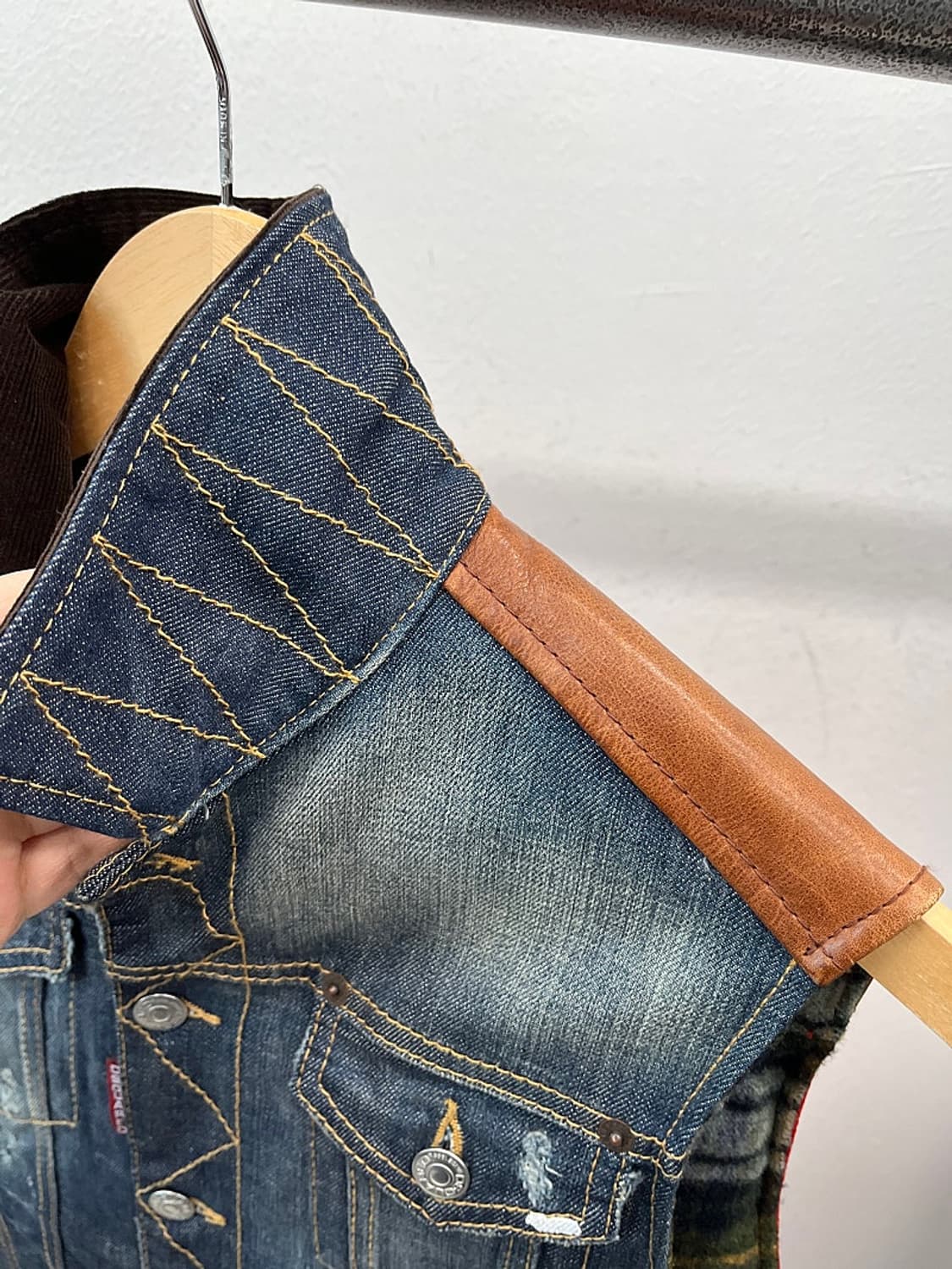 여) 디스퀘어드 데님 다운 베스트  상품이미지4