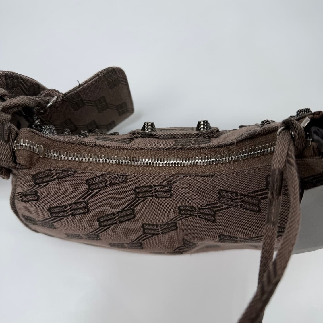 발렌시아가 BB 모노그램 르 카골 자카드 숄더백 상품이미지7