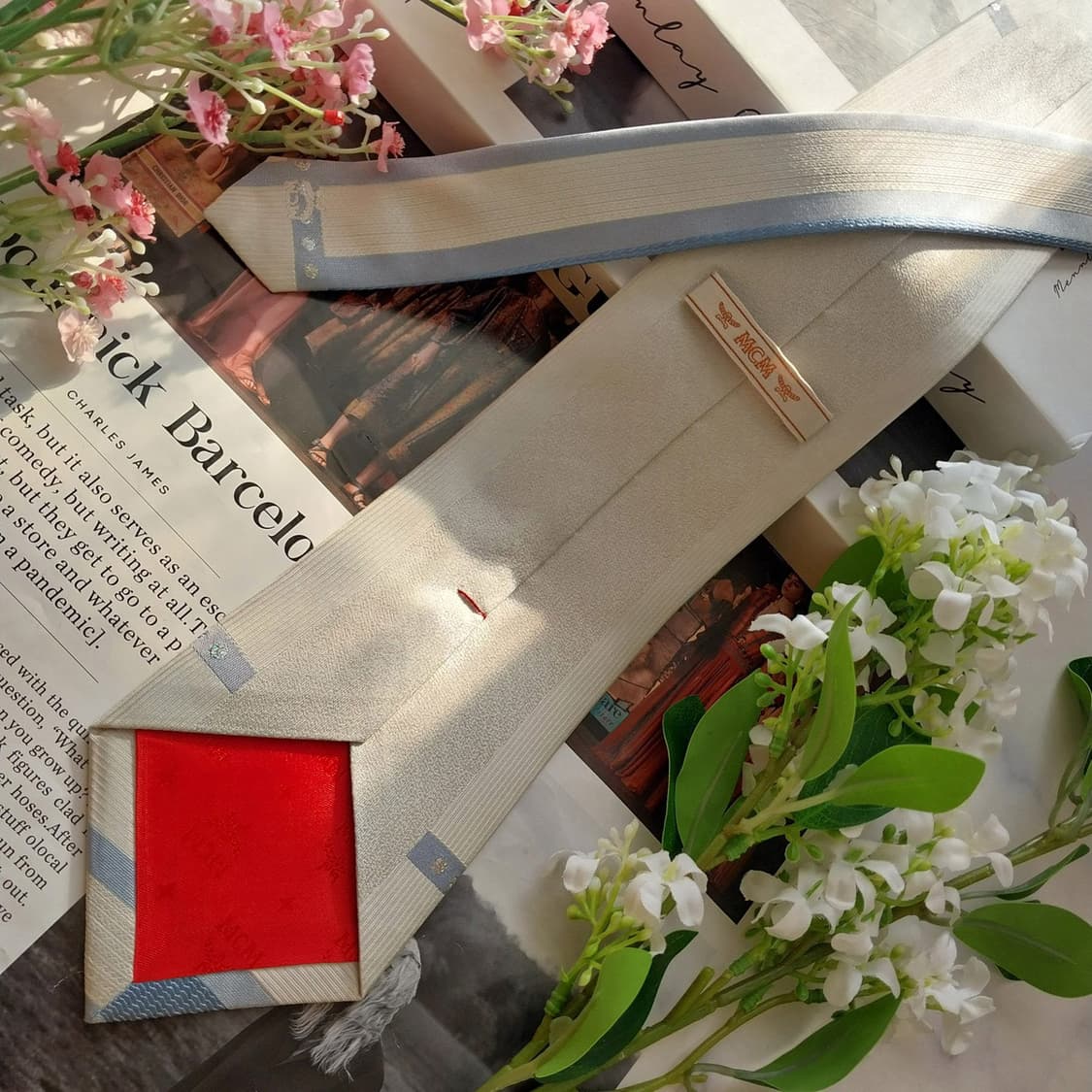 엠씨엠 실크 화이트 스트라이프 넥타이 9.4cm A+등급 K2005 상품이미지5