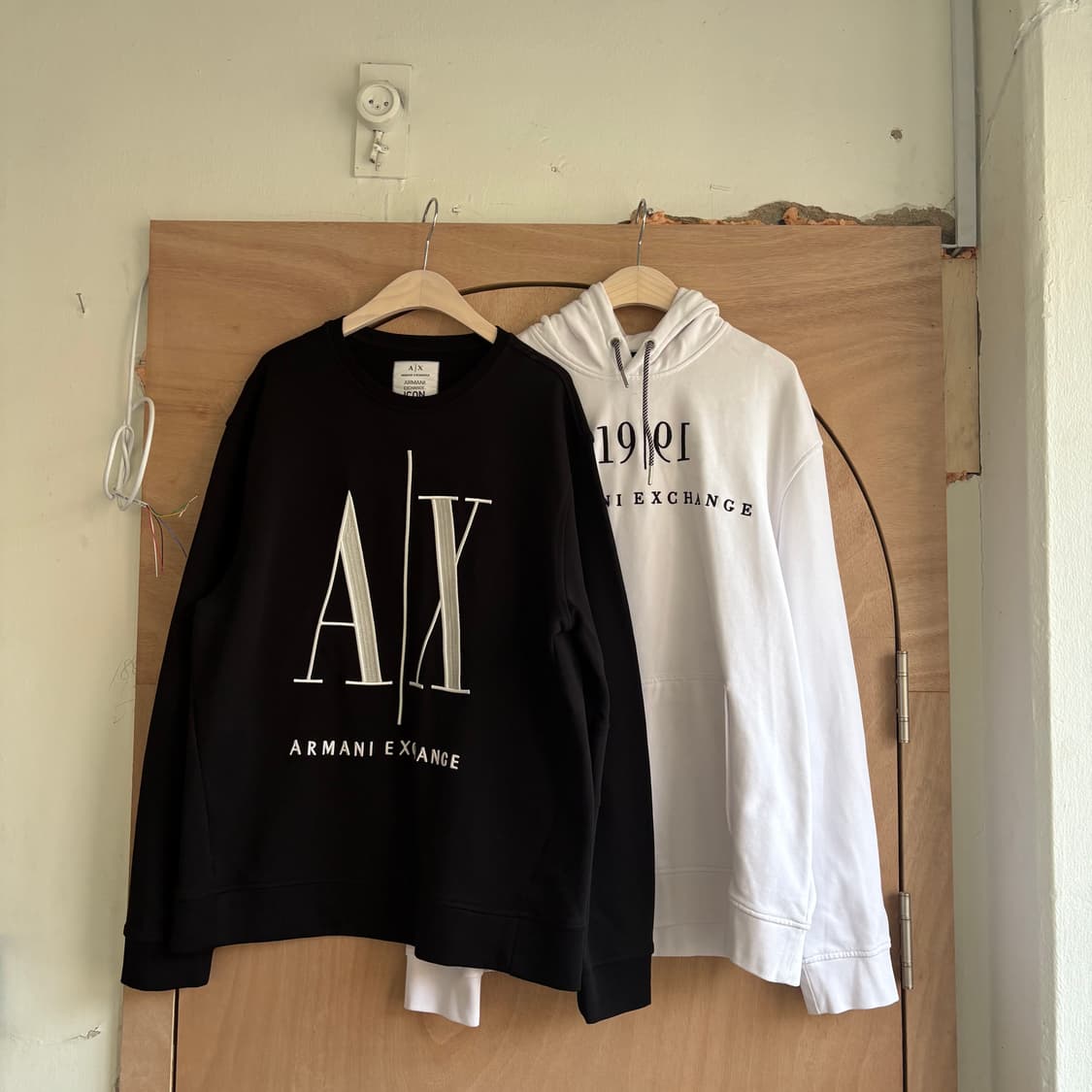 알마니 익스체인지 아이콘 컬렉션 빅 로고 스웻셔츠 상품이미지5