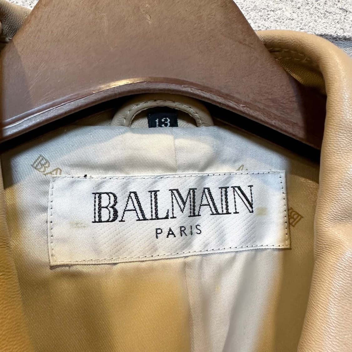 BALMAIN 발망 램스킨 레더 자켓 스티지 자수 플랩포켓 디테일 베이지 상품이미지5