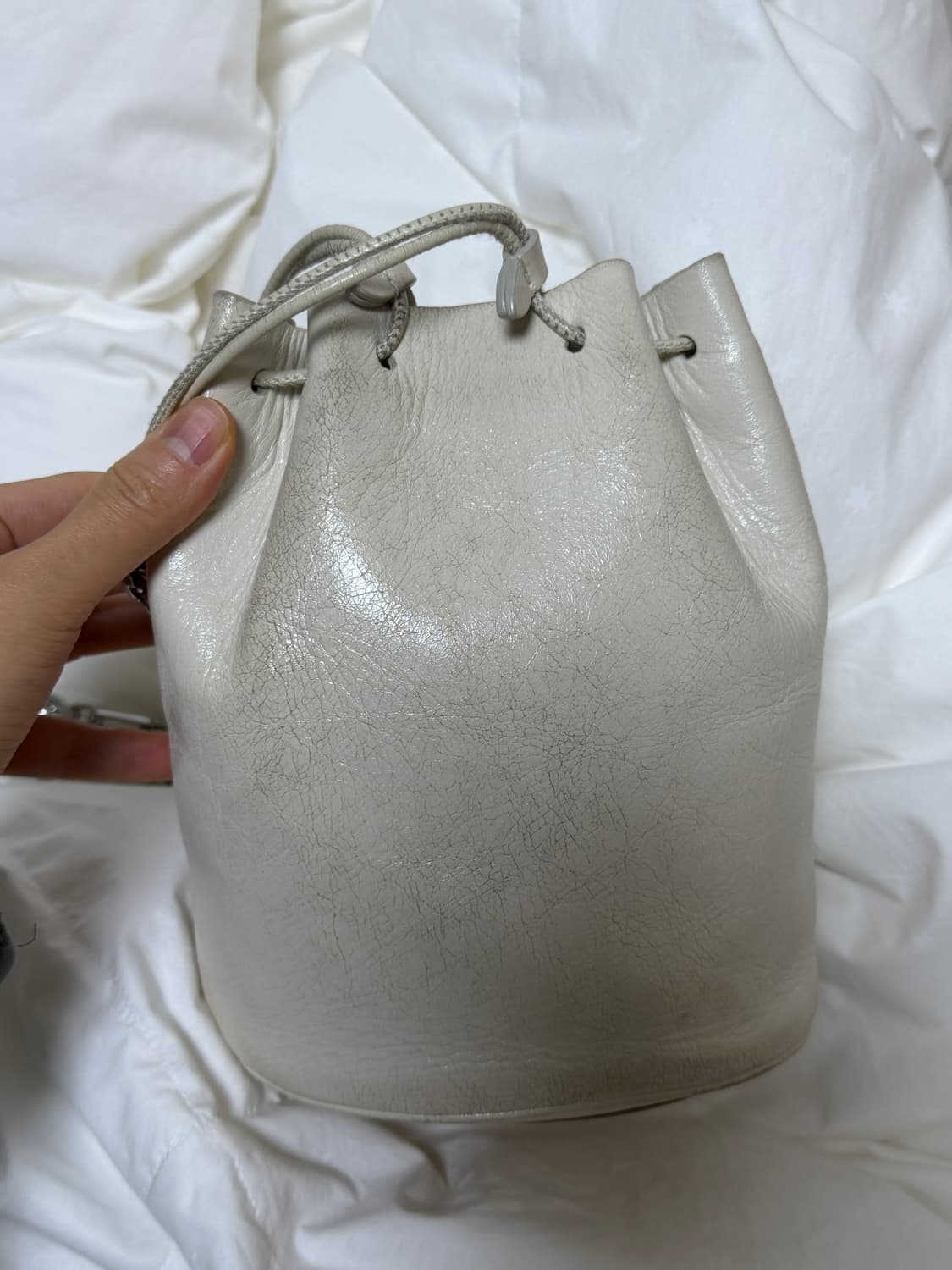 메종마르지엘라 타비버킷백 화이트 상품이미지4