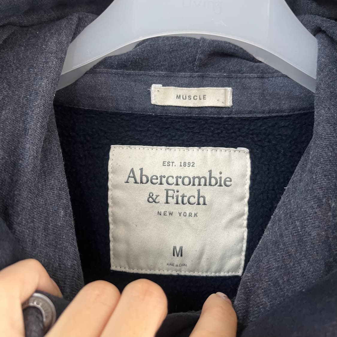 아베크롬비 자수로고 네이비 후드티 상품이미지5