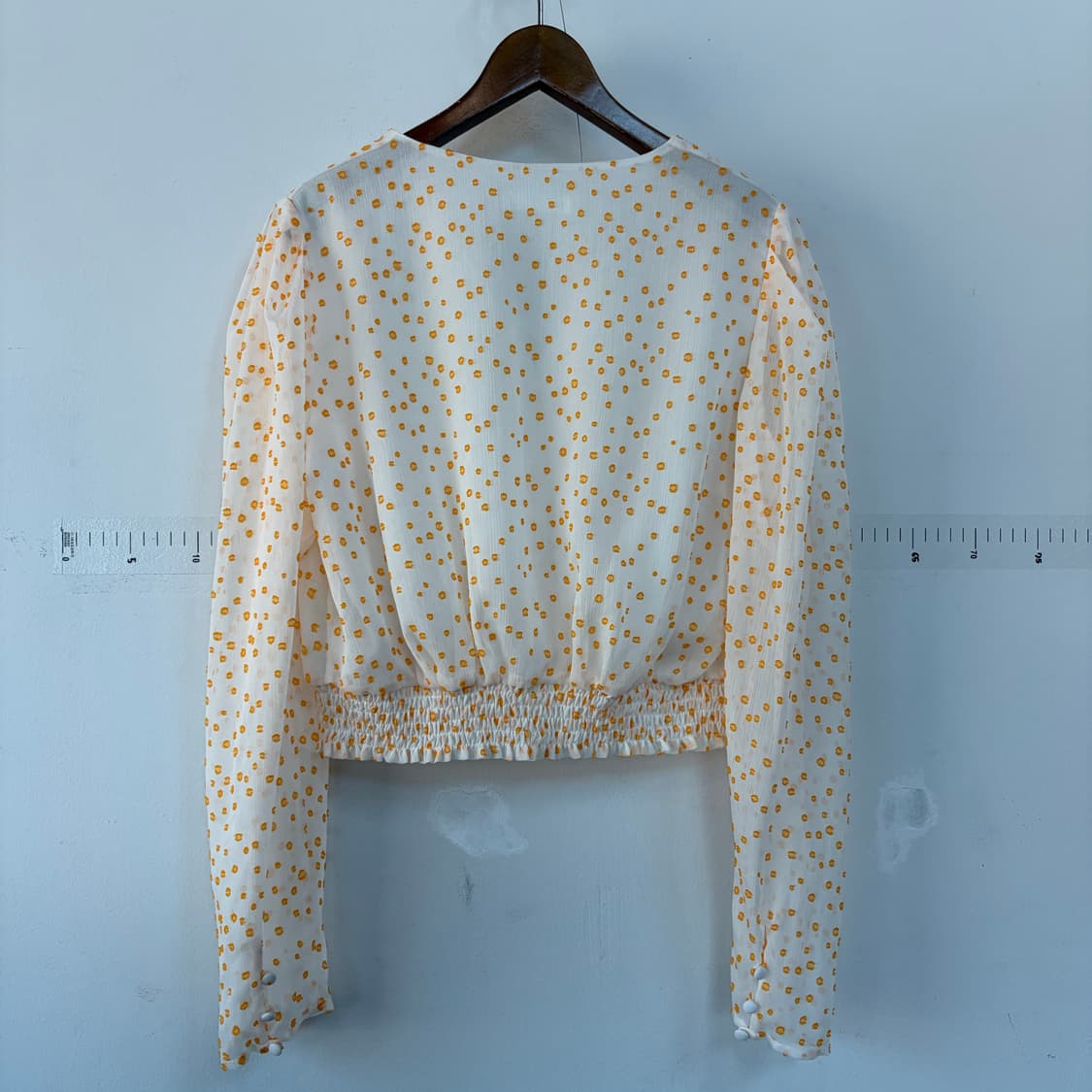 잇미샤 땡땡이 블라우스 크롭 긴팔 상품이미지3