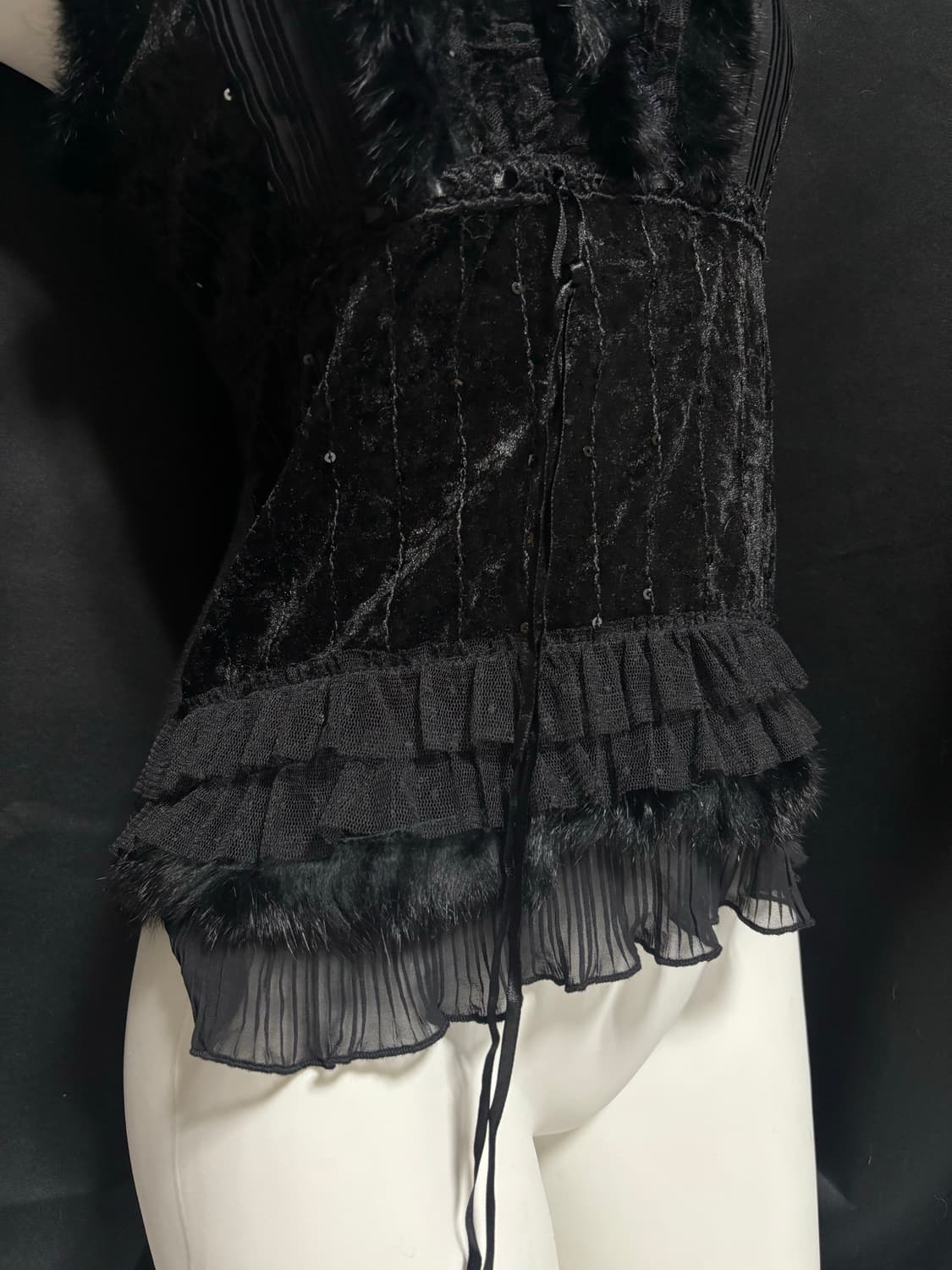 “Unknown” Fur Detail 00’s Mood Sleeveles 상품이미지2
