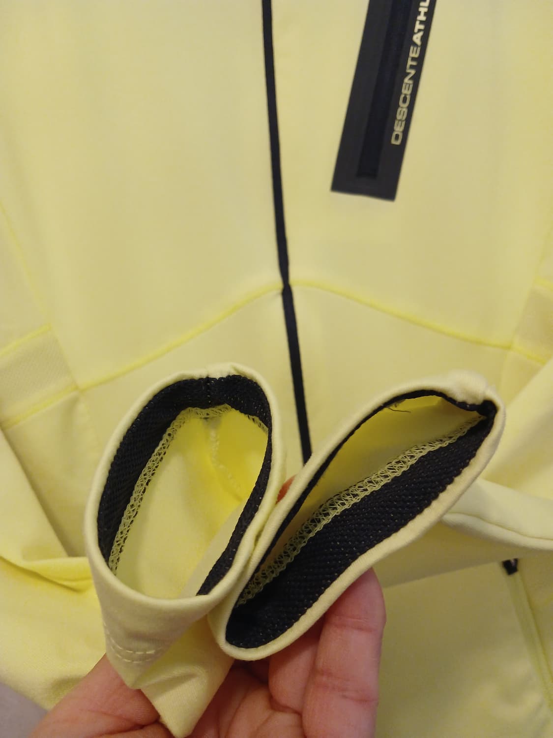 데상트 정품 여성 집업 85 사이즈 상품이미지8