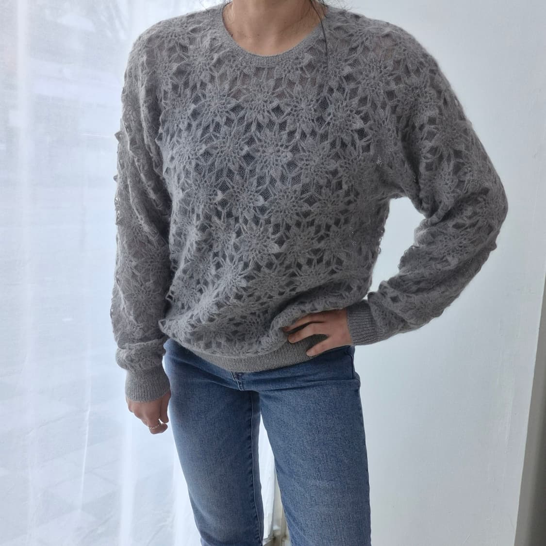 그레이 울 시스루 루즈핏 니트 상품이미지2