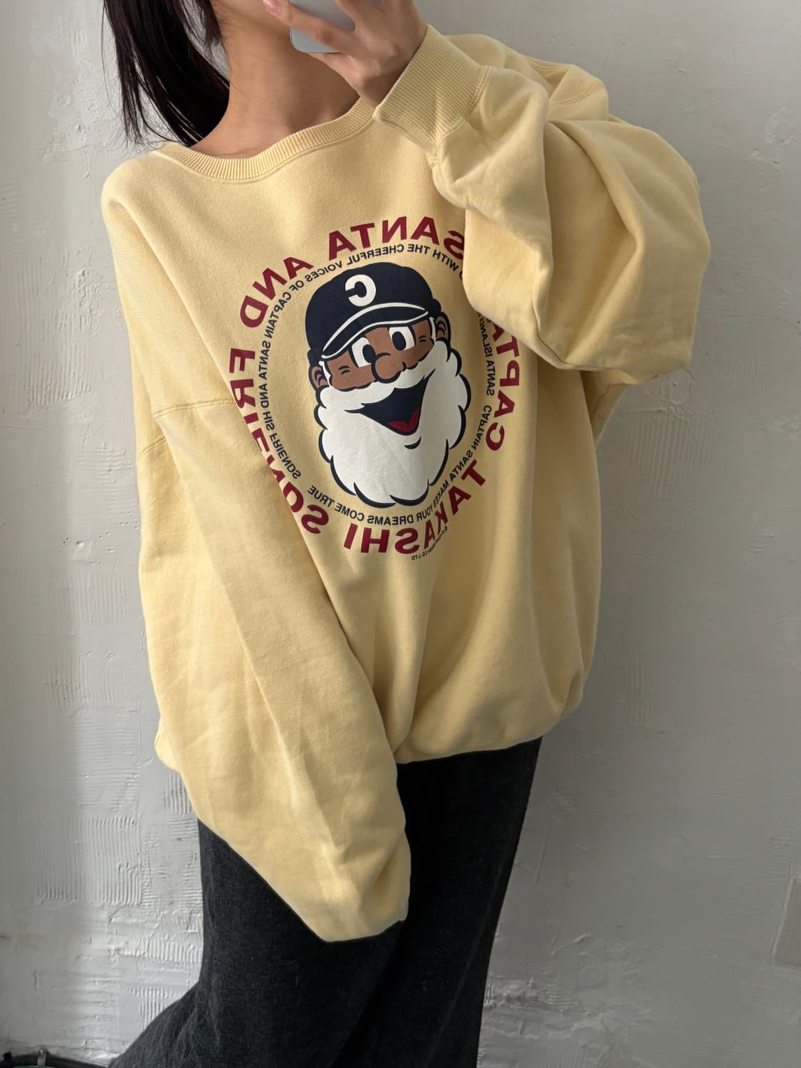 Captain Santa 캡틴산타 레몬 컬러 빅로고 맨투맨 상품이미지1