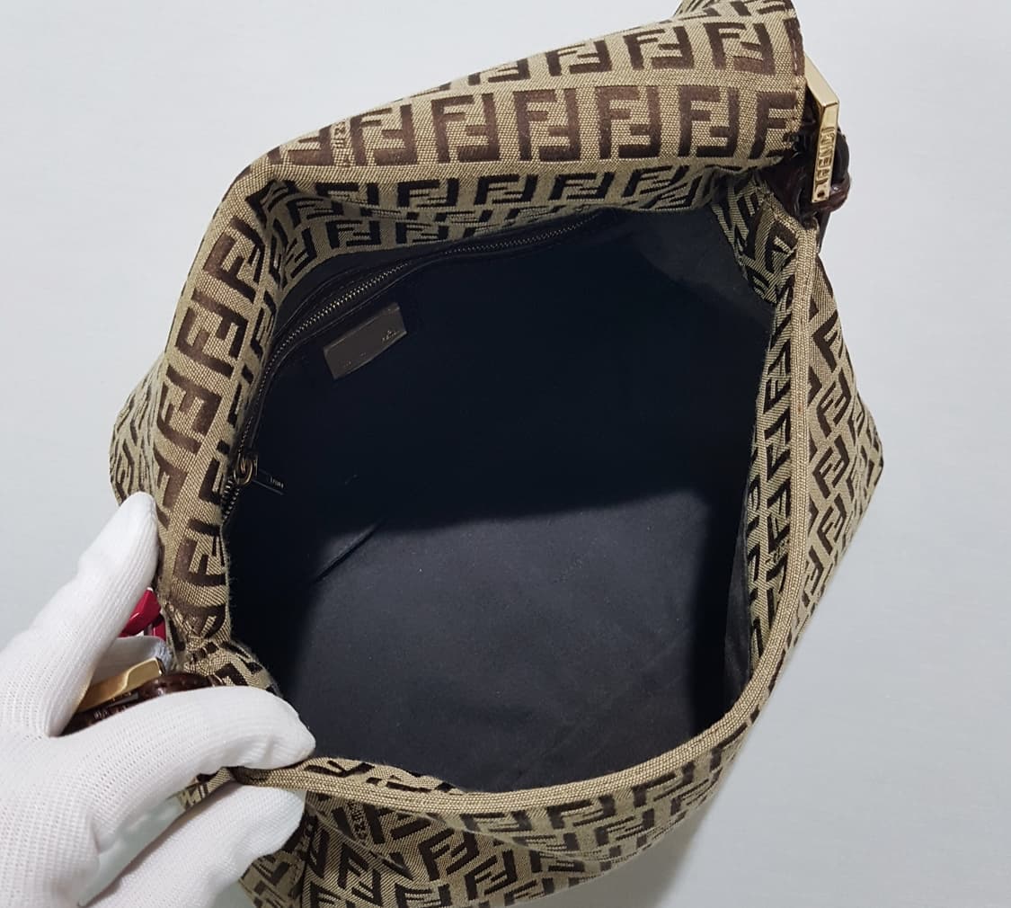 펜디 주카 FF 로고 핑크체인 맘마백 바게트백 상품이미지9