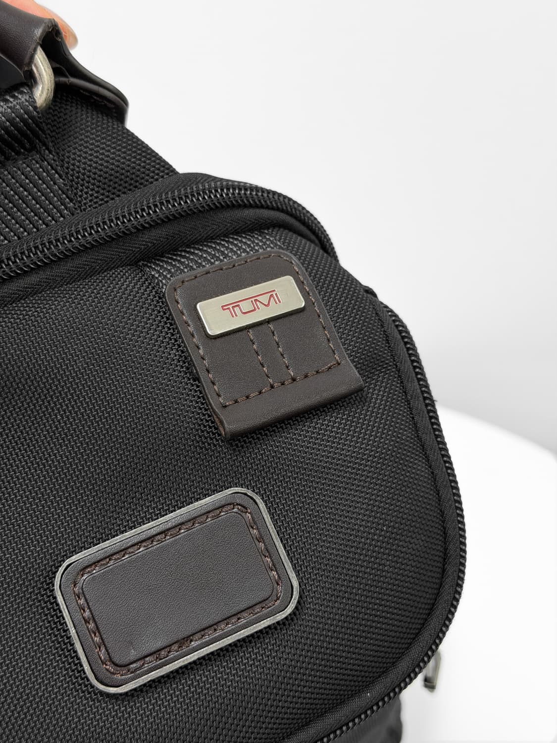 투미 우드랜드 슬링 2WAY 크로스 & 백팩 블랙 상품이미지5