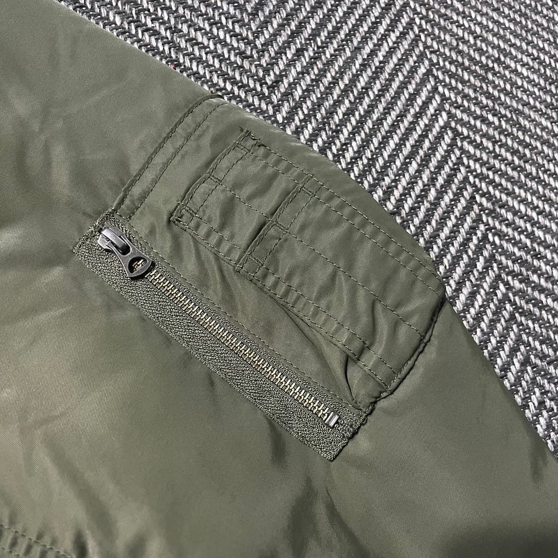 UNIQLO 유니클로 봄버 자켓 MA-1 상품이미지4