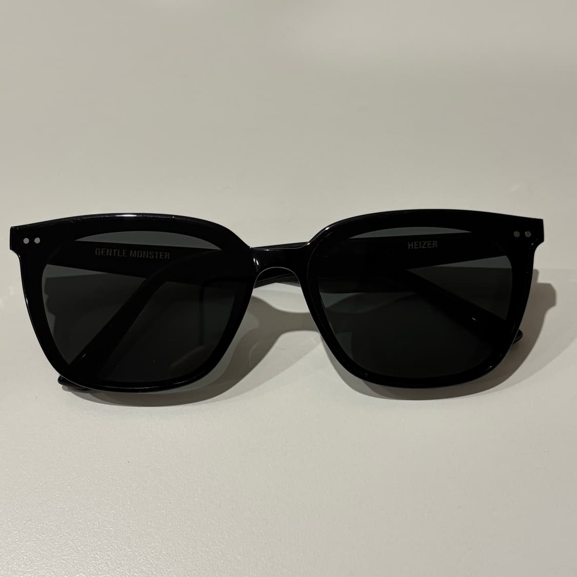 젠틀몬스터 하이저 01 선글라스 상품이미지4