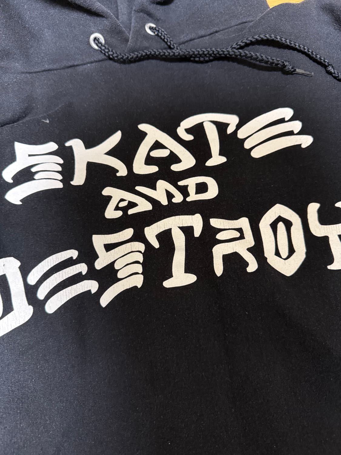 트레셔 후드티 상품이미지3