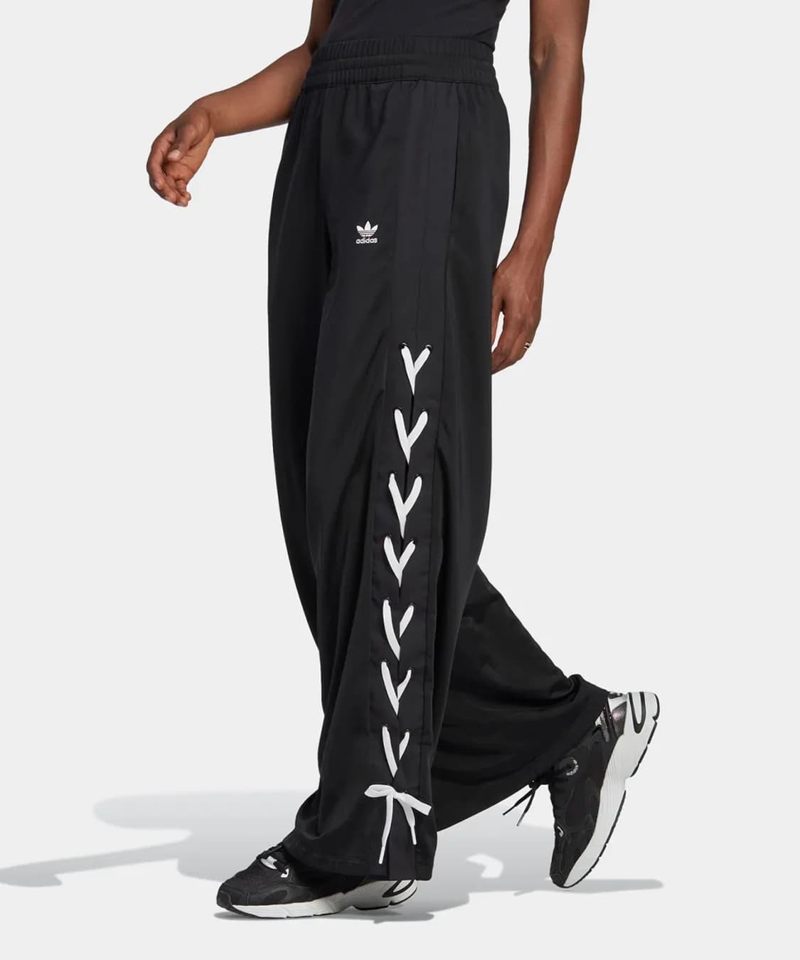 아디다스 와이드레그 트랙 와이드팬츠 상품이미지1