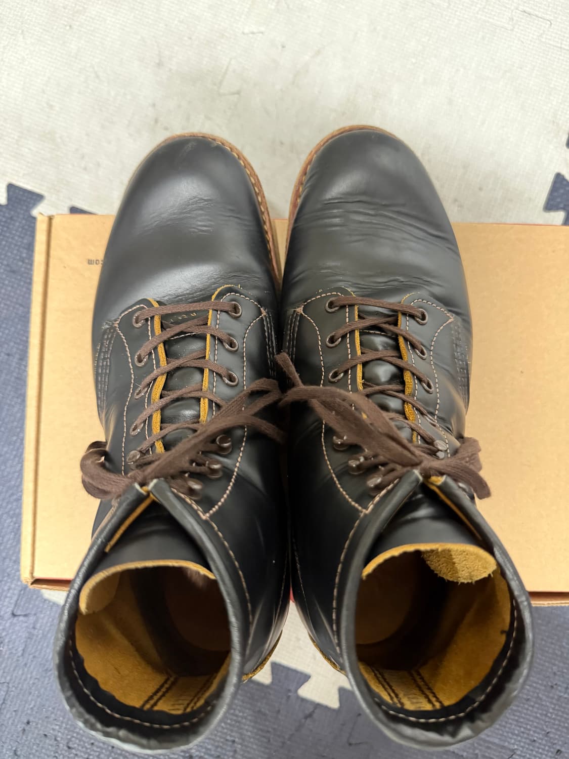 레드윙 벡맨9060 270사이즈 판매합니다. 상품이미지8