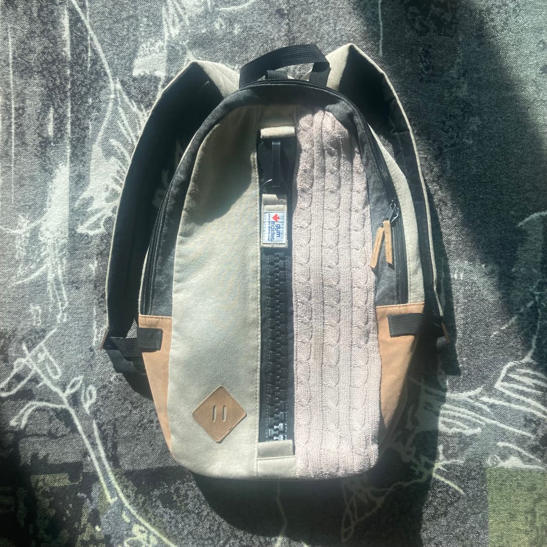 Cable knit zip backpack 상품이미지1