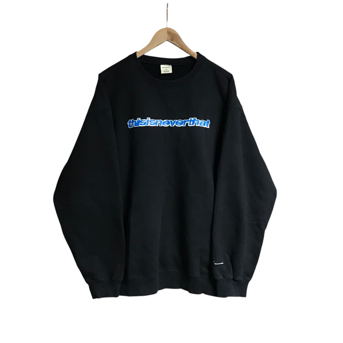디스이즈네버댓 검정 스웻셔츠 상품이미지2