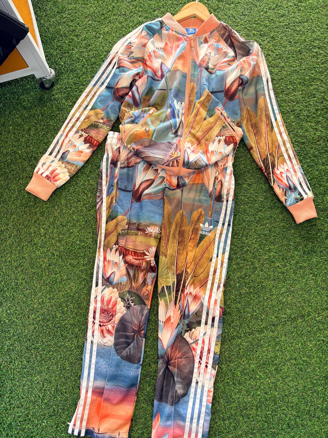 아디다스 트레이닝세트 상품이미지3