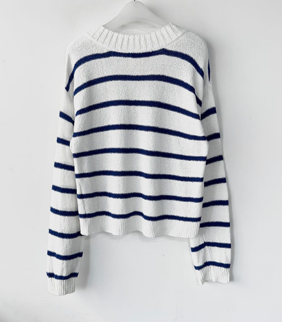 SJYP 23 브이넥 스트라이프 니트 탑 상품이미지5