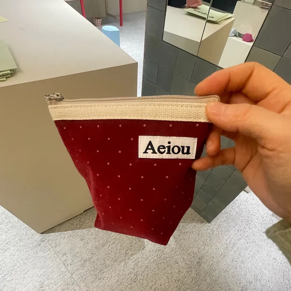 아에이오우 도트 파우치 Little Dot Red 상품이미지3