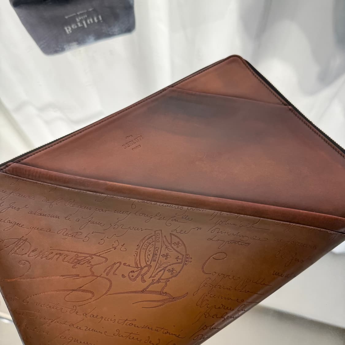 [정품] 벨루티 스크리토 레더 클러치백 GM 더스트백 상품이미지5