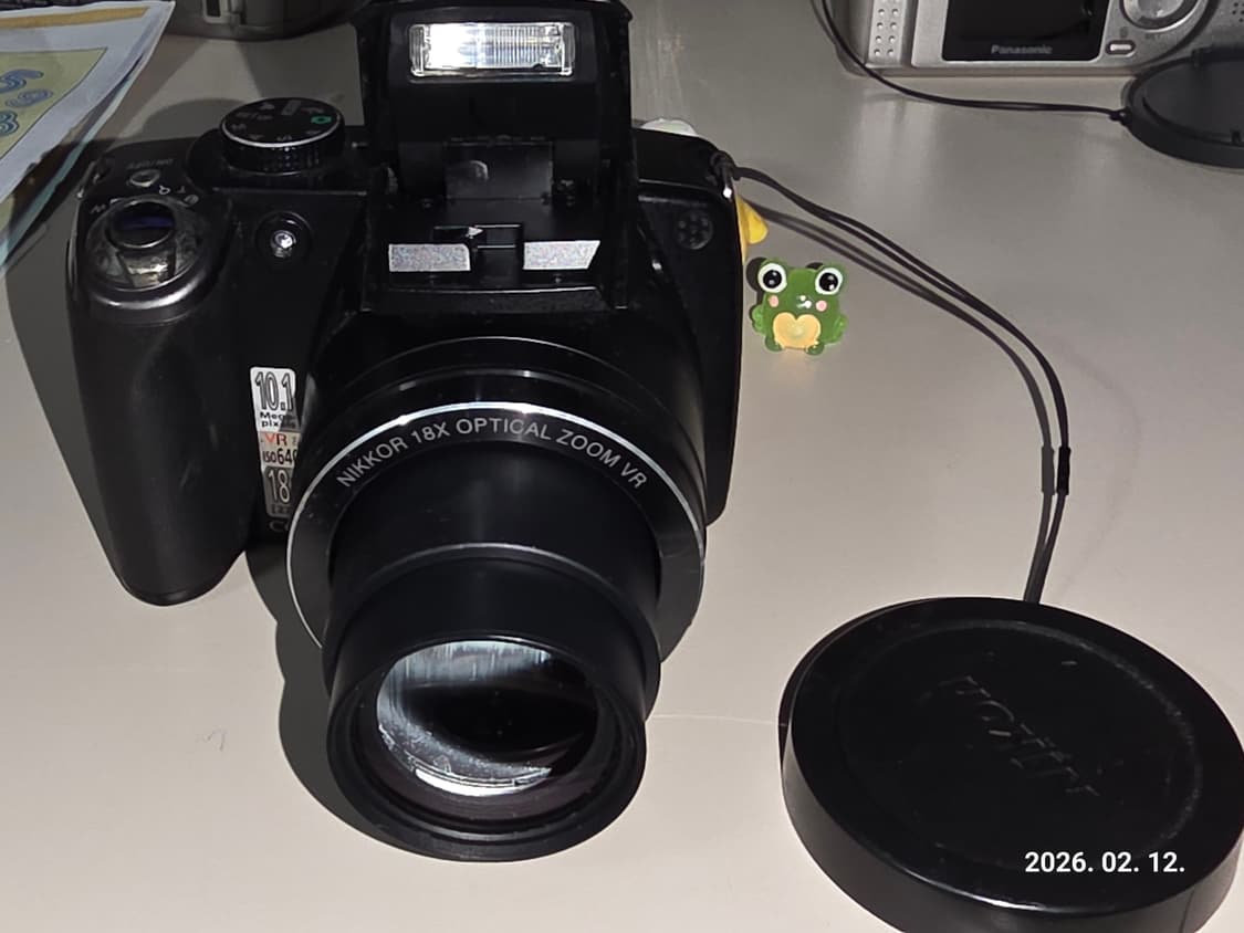 니콘 쿨픽스 P80 빈티지 디지털 카메라 상품이미지1