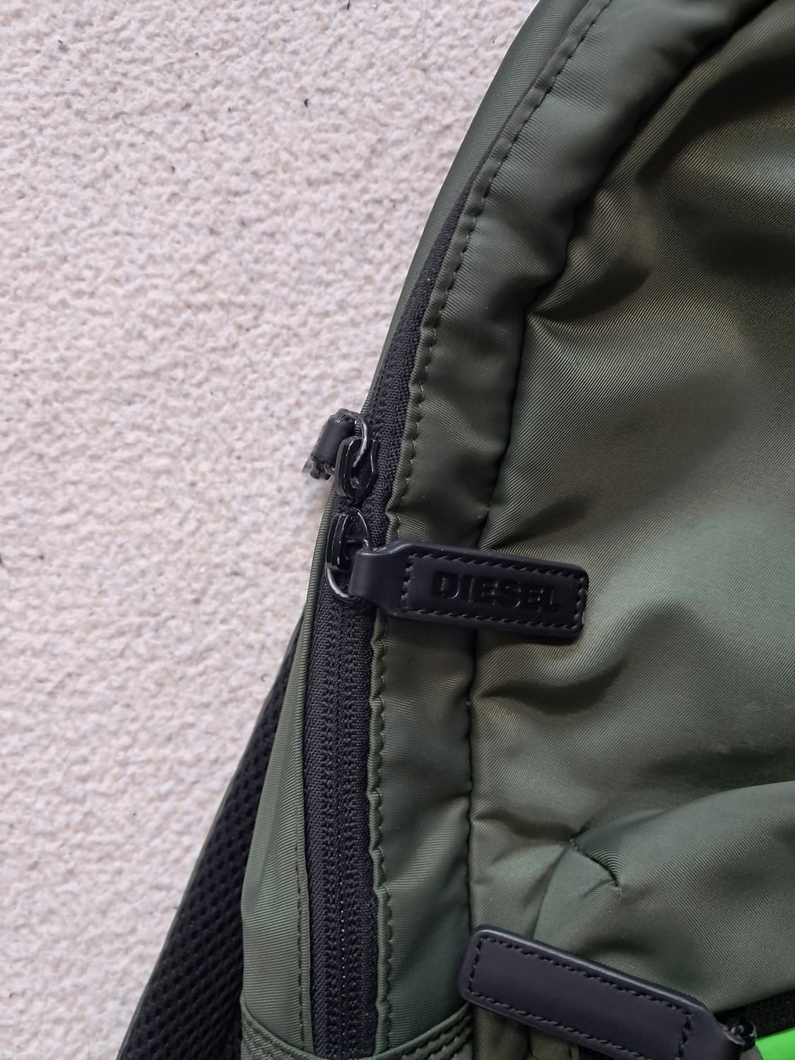 디젤백팩 상품이미지4