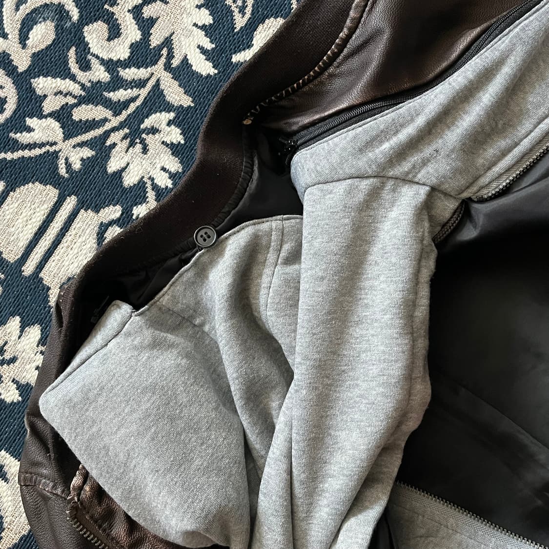 ZARA 가죽자켓 모자탈부착 상품이미지2