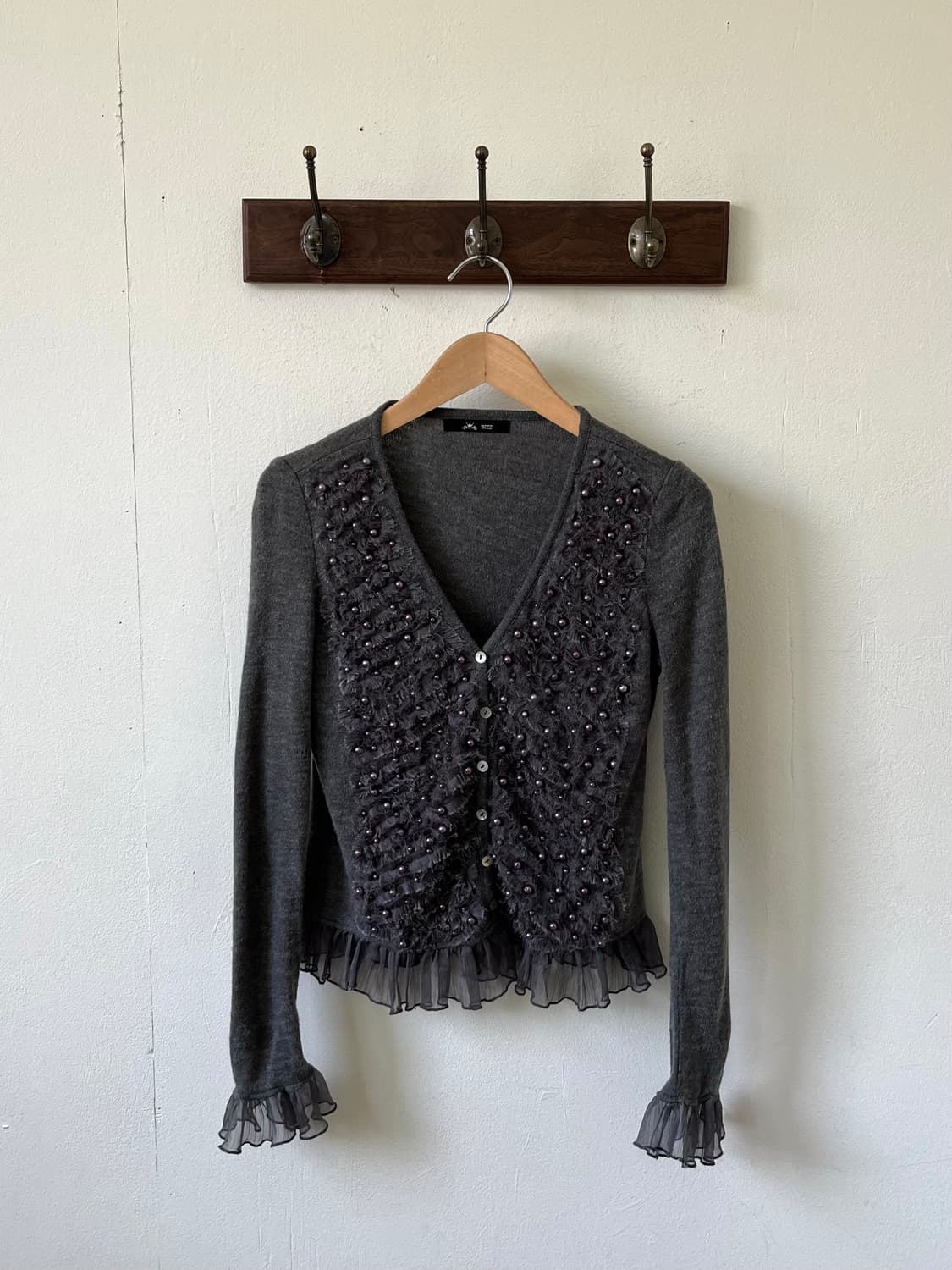 BIZZ 진주 셔링 가디건 상품이미지1