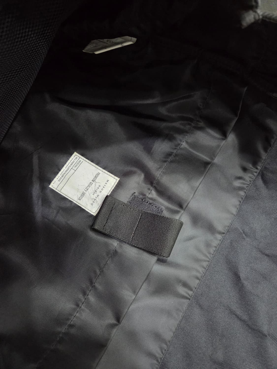 메종미네드  블랙 버클 메신저백 상품이미지5