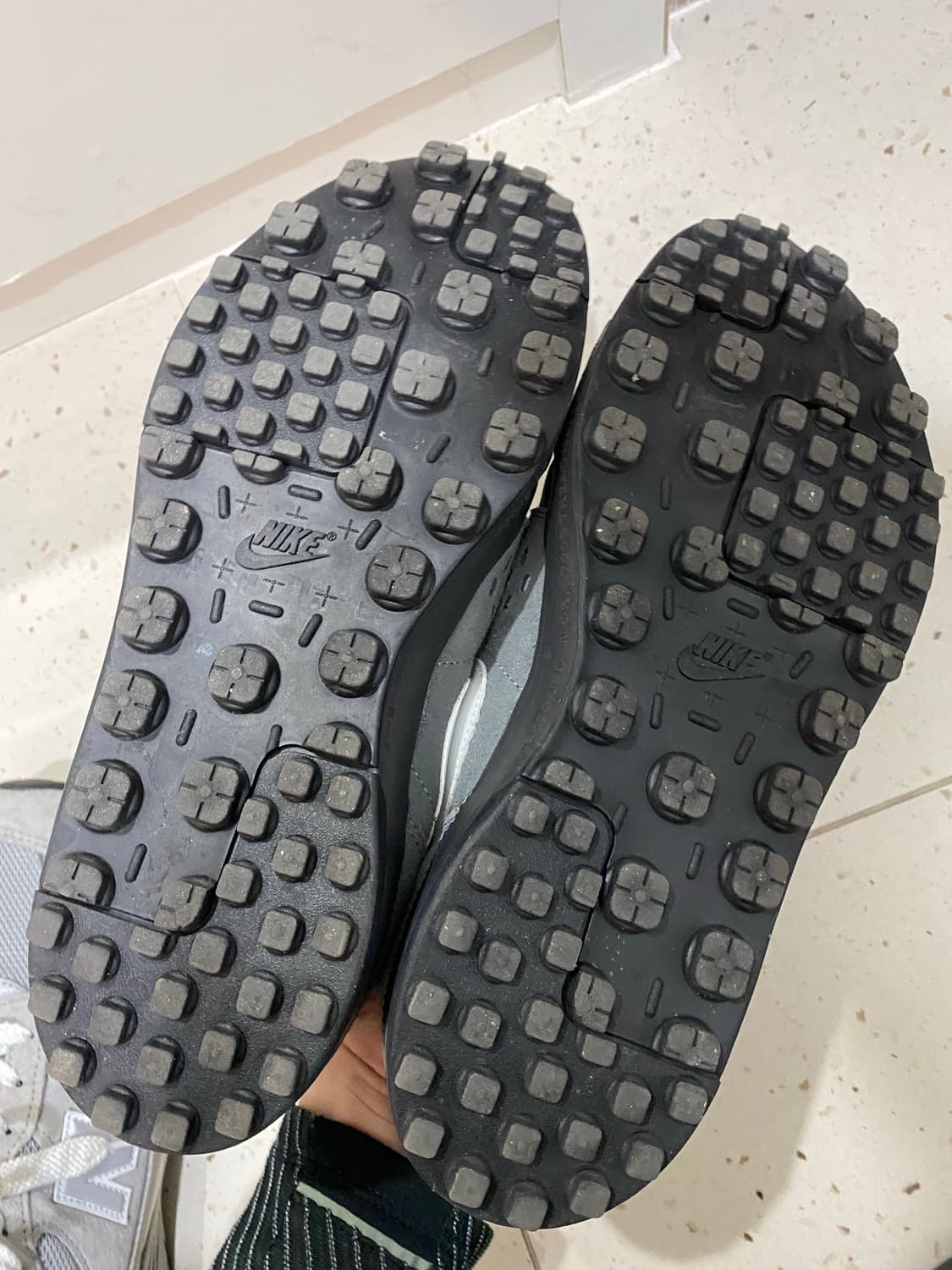 나이키 CITY '스톰 클라우드' 285 상품이미지4