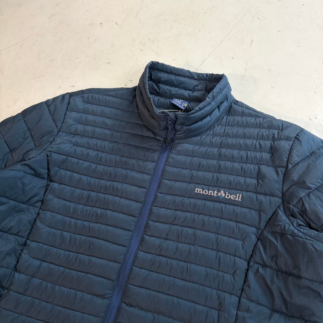 몽벨 빈티지 경량패딩 S 상품이미지4