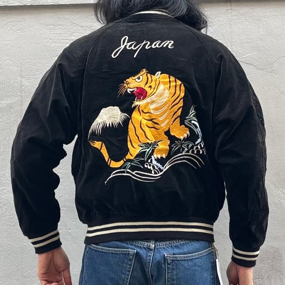 슛원 벨벳 스카잔 자켓 상품이미지10