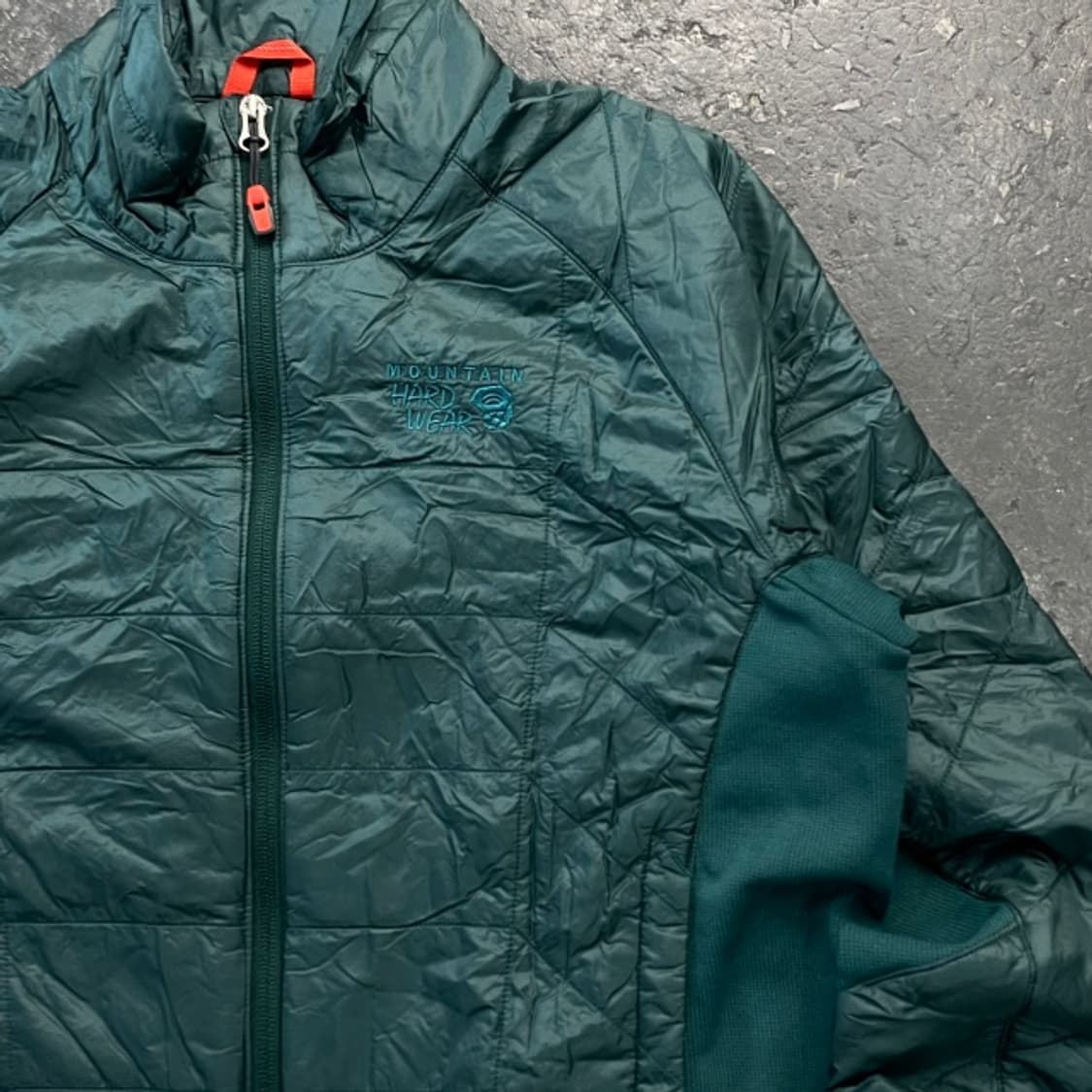 95 마운틴하드웨어 방풍 경량패딩  상품이미지2