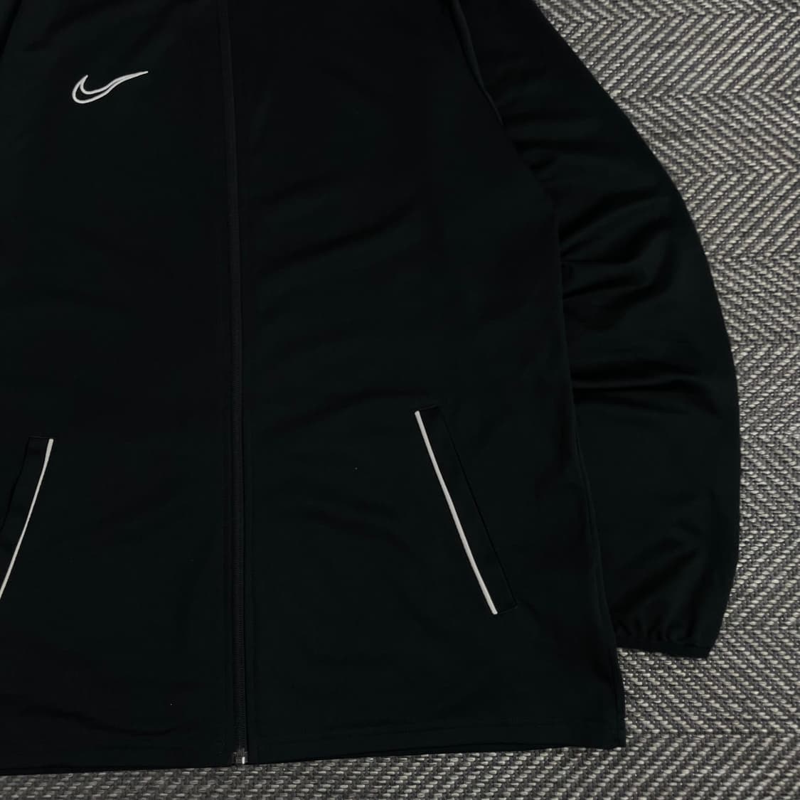 나이키 드라이핏 트레이닝 러닝 자켓 블랙 y 3601 상품이미지3