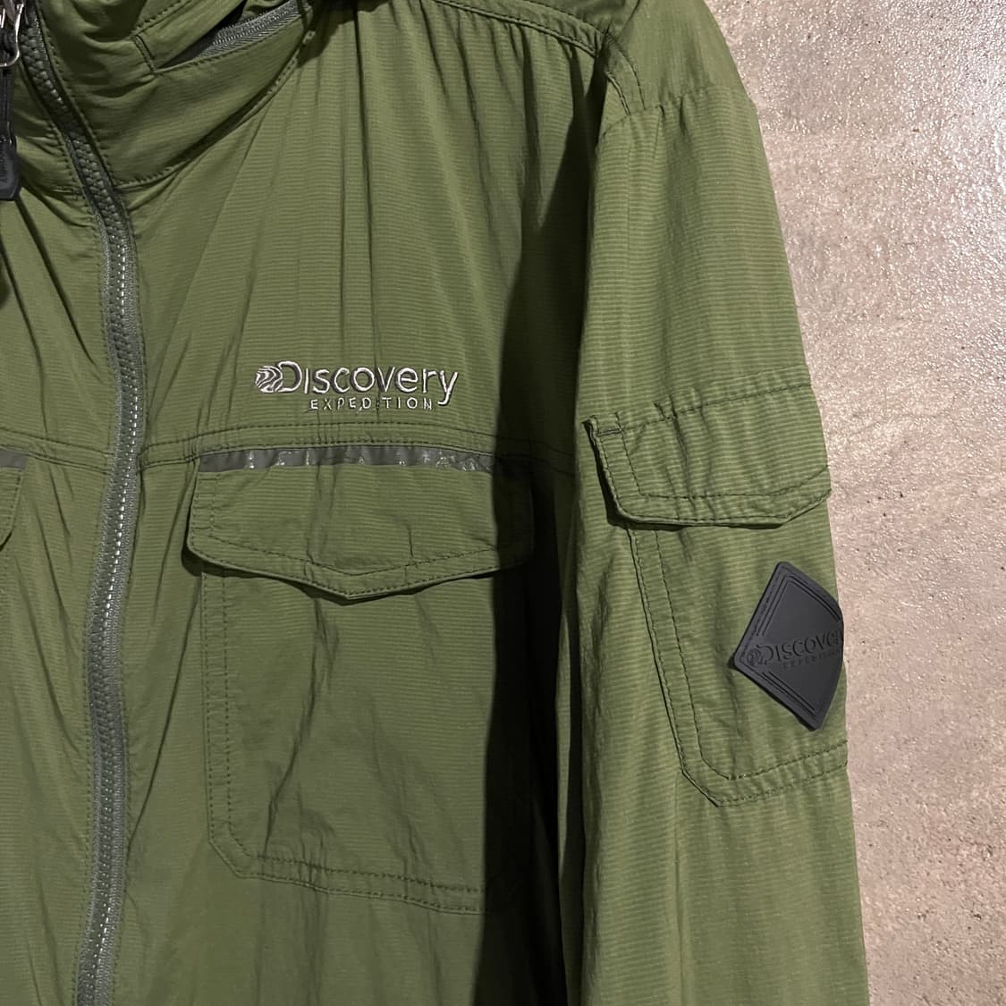 디스커버리 바람막이 자켓 상품이미지2