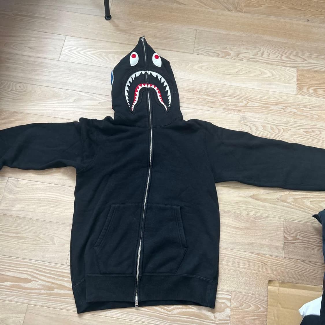 베이프 샤크 후드 집업 상품이미지3