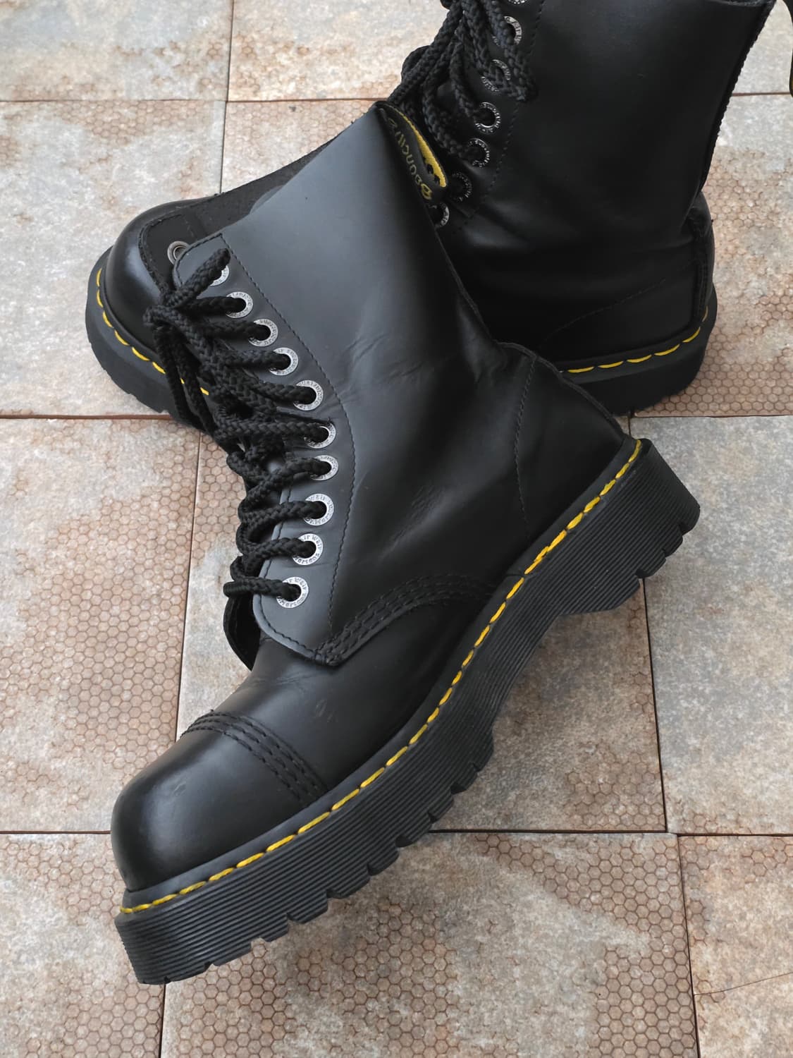 (250)닥터마틴 8761 bxb 10홀 부츠 상품이미지6
