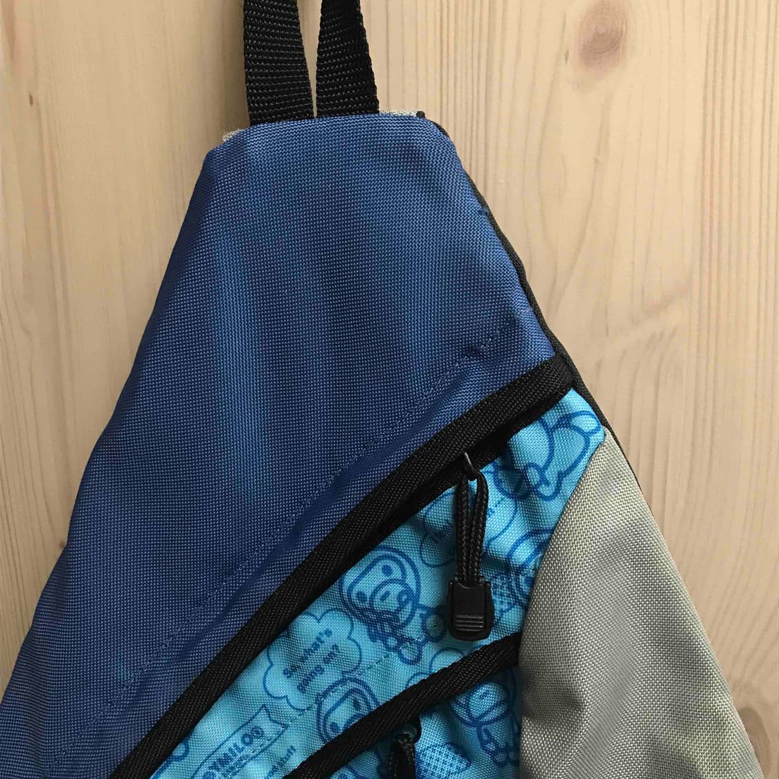 베이프 산리오 베이비 마일로 가방 슬링백 힙색 상품이미지4