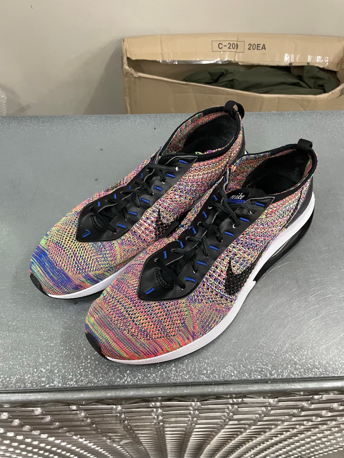 나이키 에어맥스 플라이니트 레이서 멀티컬러 290 상품이미지2