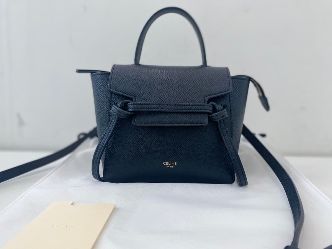 셀린느 피코 블랙 벨트백 상품이미지1