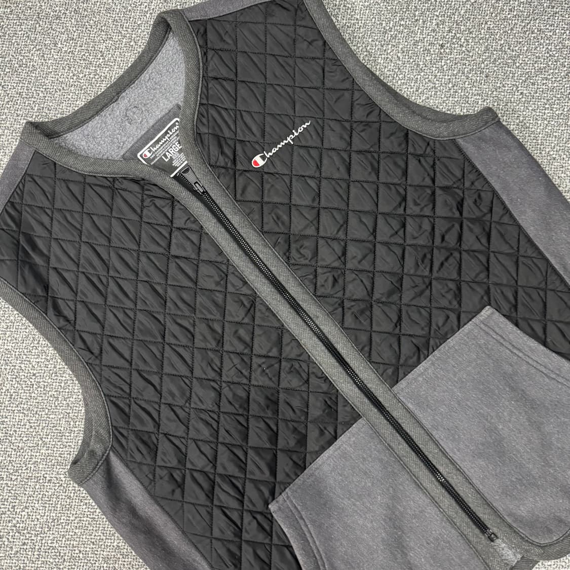 챔피온 글로벌 익스플로어 베스트 상품이미지3