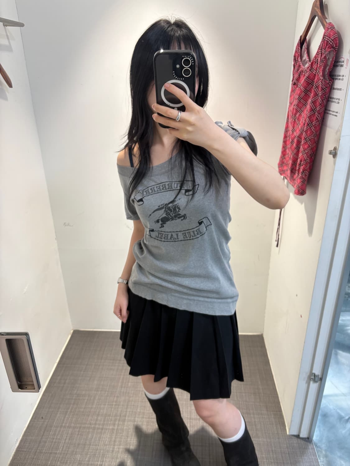 버버리 블루라벨 기사 로고 그래픽 티셔츠 상품이미지1