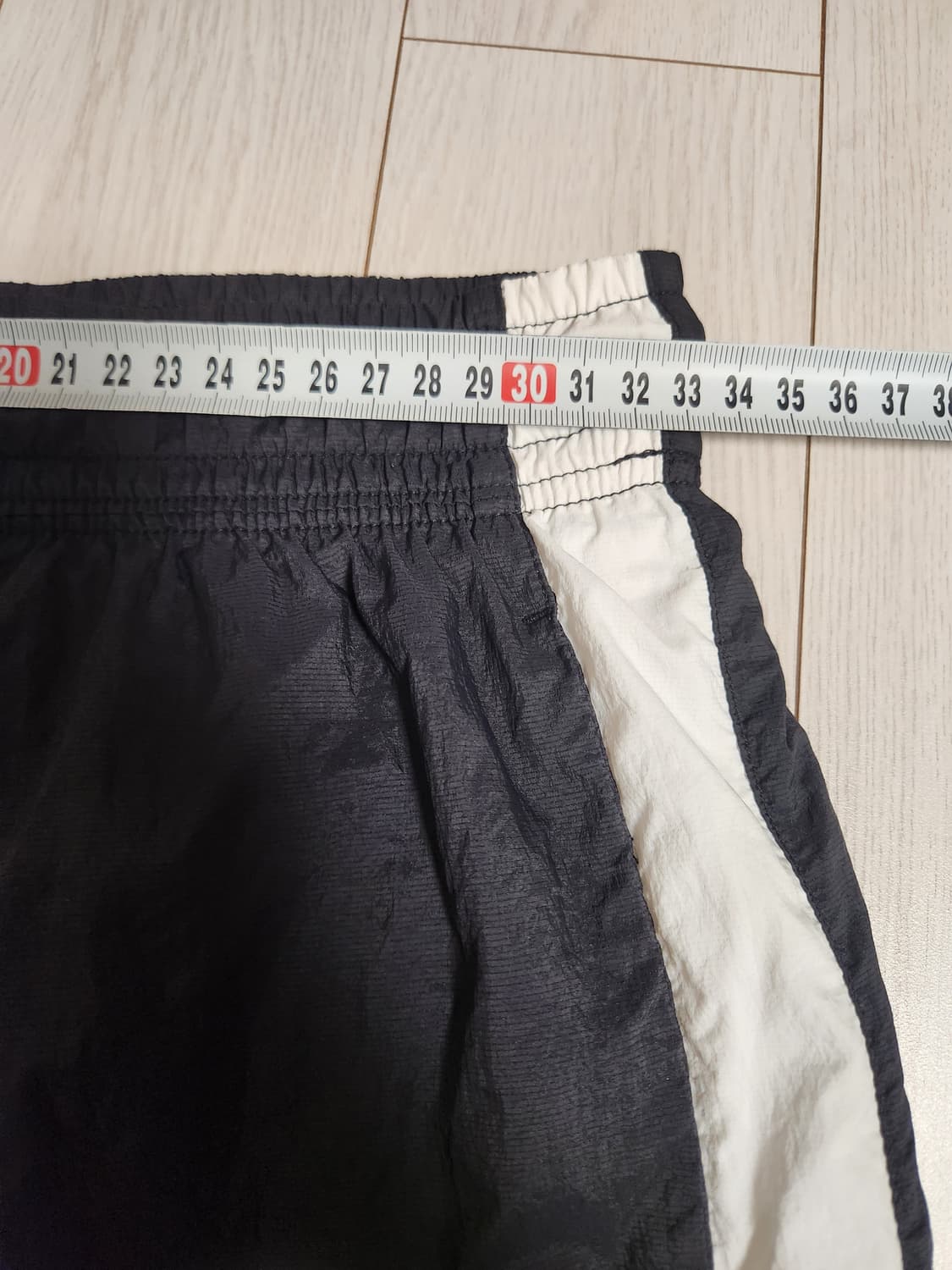 나이키 우먼스 우븐 트레이닝 조거팬츠 사이즈s

여러 중고사이트에도 같이 상품이미지2