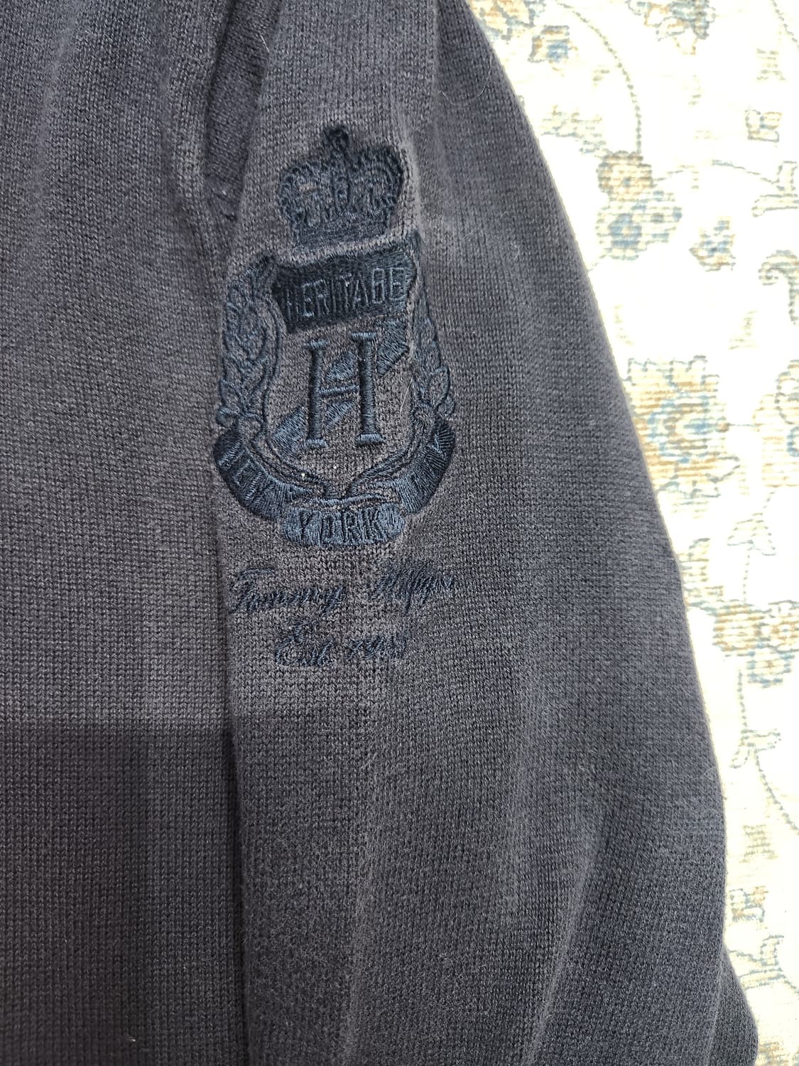 타미힐피거 골프 아가일 V넥 니트 L 상품이미지2