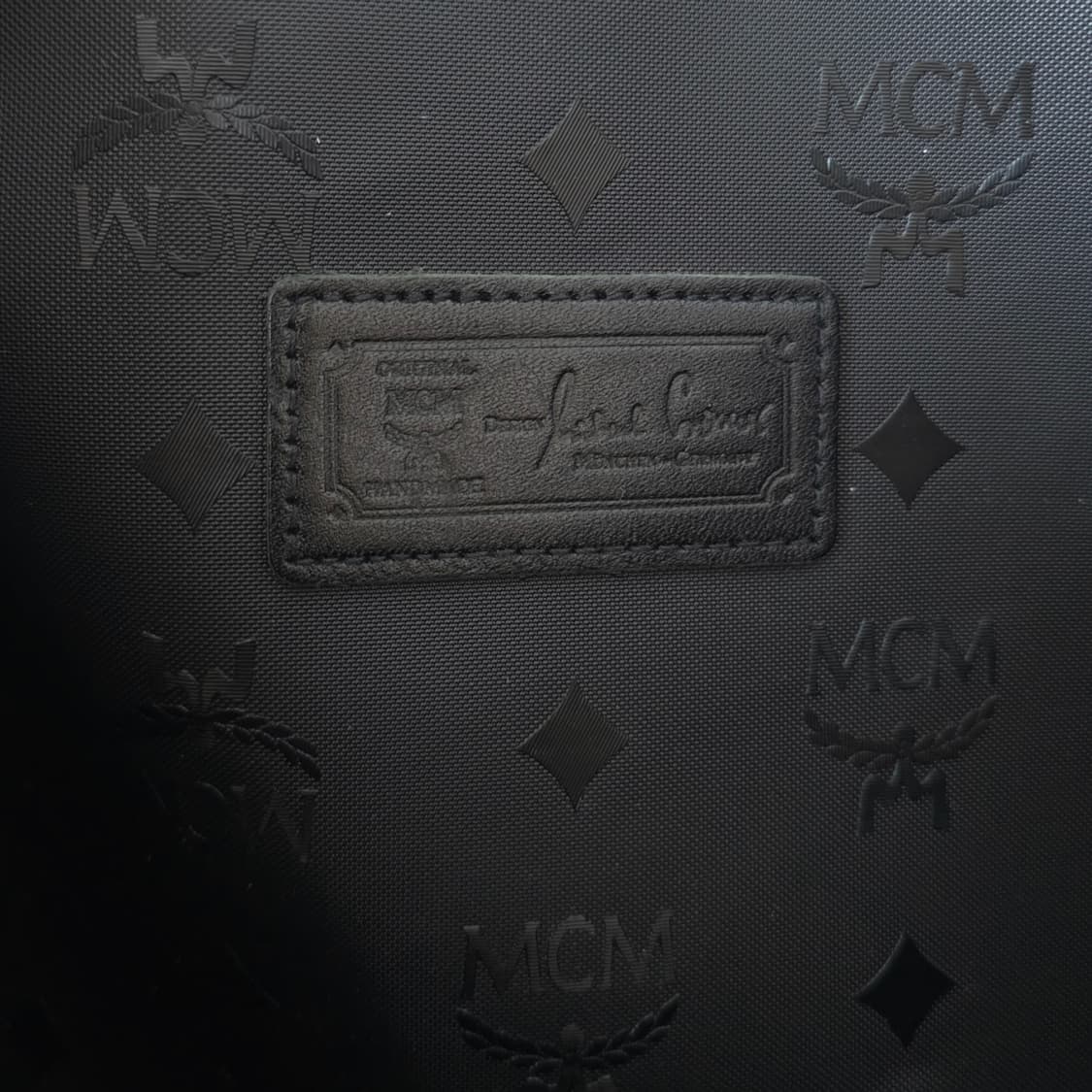 [정품 MCM] 엠씨엠 비세토스 PVC 쇼퍼백 숄더백 여행용가방 남녀공용 상품이미지9