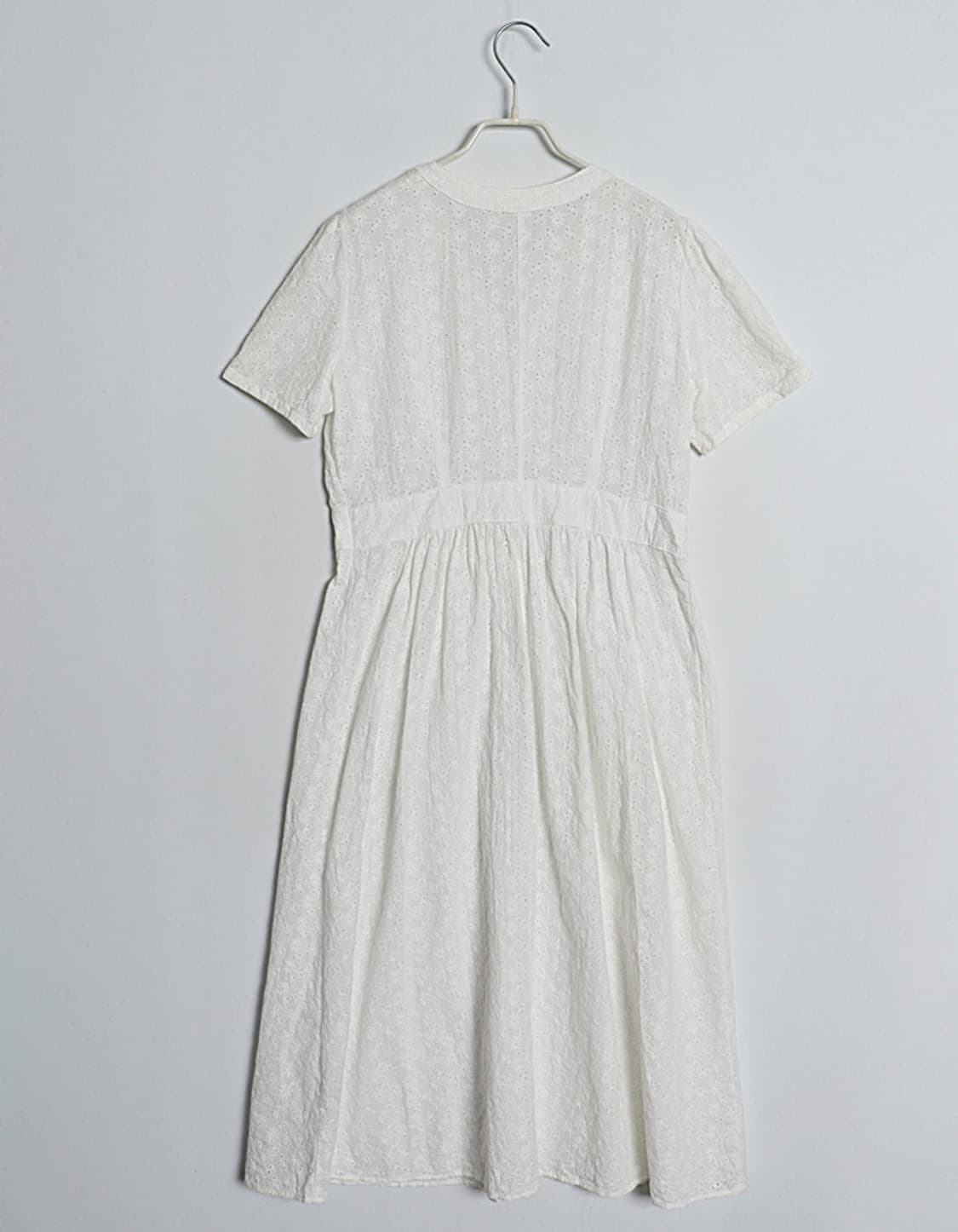 G U Eylet Lace One-Piece 상품이미지6